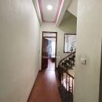Chuyển về quê ở, cần bán 40m2 nhà 4,5 tầng, phường Giang Biên. Đối diện trường Chu Văn An