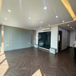 Cần bán 130m2 x 8 tầng, tòa nhà văn phòng, kinh doanh tại mặt Phố Nguyễn Văn Cừ - Gần cầu Chương Dương