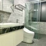 Căn góc 60m2 nhà 7 tầng ngõ 24 Ngọc Lâm. Có thang máy, gara ô tô, full nội thất cao cấp