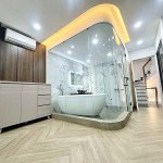 Căn góc 60m2 nhà 7 tầng ngõ 24 Ngọc Lâm. Có thang máy, gara ô tô, full nội thất cao cấp