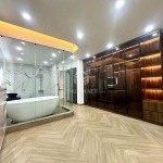 Căn góc 60m2 nhà 7 tầng ngõ 24 Ngọc Lâm. Có thang máy, gara ô tô, full nội thất cao cấp
