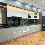 Căn góc 60m2 nhà 7 tầng ngõ 24 Ngọc Lâm. Có thang máy, gara ô tô, full nội thất cao cấp