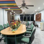 Bà chị chuyển về Ecopark ở bán 72,1m2 nhà 5 tầng khu đấu giá phường Cự Khối - Dãy hai mặt đường