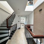 Bán 73,2m2 nhà 6 tầng, thang máy, nằm đoạn đẹp nhất giữa phố Ngô Xuân Quảng, Trâu Quỳ