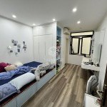 Bán 73,2m2 nhà 6 tầng, thang máy, nằm đoạn đẹp nhất giữa phố Ngô Xuân Quảng, Trâu Quỳ