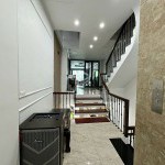 Bán 73,2m2 nhà 6 tầng, thang máy, nằm đoạn đẹp nhất giữa phố Ngô Xuân Quảng, Trâu Quỳ