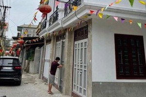 Người mua nhà trong ngõ ngao ngán vì càng đợi người bán càng tăng giá