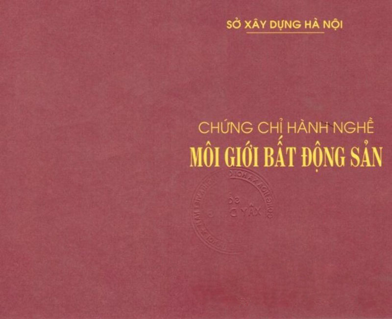 thuyan-tu-hom-nay-1-8-moi-gioi-nha-dat-phai-nho-2-dieu-kien-bat-buoc-de-hanh-nghe-theo-luat-moi-1.jpg