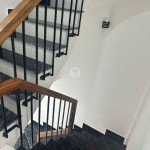Bán 34,5m2 nhà 5 tầng Phố Ô Cách, Long Biên. Xung quanh bán kính 300m có đầy đủ tiện ích
