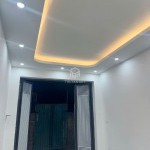Bán 34,5m2 nhà 5 tầng Phố Ô Cách, Long Biên. Xung quanh bán kính 300m có đầy đủ tiện ích