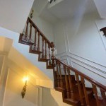 Cần bán 75m2, lưu không 25m, nhà 5 tầng tại tổ 5 Giang Biên. Đỗ ô tô trước cửa, view cực thoáng