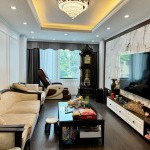 Mặt Phố Ngô Xuân Quảng VIP: 73,2m2, nhà 6 tầng, thang máy, vừa ở vừa kinh doanh phát lộc