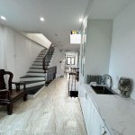 Mặt Phố Ngô Xuân Quảng VIP: 73,2m2, nhà 6 tầng, thang máy, vừa ở vừa kinh doanh phát lộc