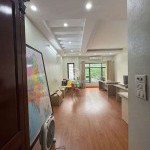 Cần bán 98,2m2 nhà 4,5 tầng mặt phố Nguyễn Văn Hưởng. Vị trí đẹp, ô tô tránh, vỉa hè, kinh doanh đỉnh