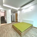 Sở hữu nhà 5 tầng ngõ 145 Phúc Lợi: 34,5m2, ở ngay, gần trường chợ, giá hấp dẫn