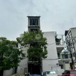 Cần bán 30m2 nhà 6 tầng, view thoáng vĩnh viễn, thang máy, ô tô đỗ cửa tại phố Võ Trung, Phúc Lợi