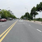Bán 120,5m2 đất Cự Khối, Phường Long Biên, hai mặt tiền đường 25m & 13m, kinh doanh đỉnh cao