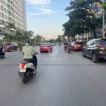 Bán Shophouse Sông Hồng: 90m2 mặt phố Thành Trung. Vị trí đẹp, đang cho thuê 25tr/tháng