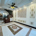 5 Tầng Mới Đẹp! Bán Nhà Phân Lô 40m2 Khu TĐC Giang Biên – Gần Công Viên, Chợ, Trường Học | Full Nội Thất Cao Cấp