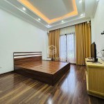 5 Tầng Mới Đẹp! Bán Nhà Phân Lô 40m2 Khu TĐC Giang Biên – Gần Công Viên, Chợ, Trường Học | Full Nội Thất Cao Cấp