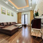 5 Tầng Mới Đẹp! Bán Nhà Phân Lô 40m2 Khu TĐC Giang Biên – Gần Công Viên, Chợ, Trường Học | Full Nội Thất Cao Cấp