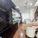 Cần bán 36,8m2 nhà 4 tầng từ tầng 2 xây 40m2/sàn, nhà mặt ngõ 80 Hoa Lâm - Ngay chợ Kinh Doanh Sầm Uất