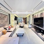 Cần bán 51,7m2 nhà 6 tầng, thoáng trước sau, thang máy tại TĐC Ngọc Thụy, Bồ Đề