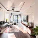 Tìm láng giềng cho xóm giáo viên ngõ 137 Việt Hưng - 47m2 nhà 4,5 tầng, ô tô vào nhà, cách mặt phố chính 100m