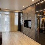 Cần bán 84m2 Shophouse Sông Hồng, nhà 5 tầng đã hoàn thiện full nội thất cao cấp, cạnh hai tòa CC