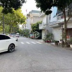 Cần bán lô góc 90m2 view vườn hoa + nhà văn hóa khu TĐC Giang Biên. Đường 11m ô tô tránh