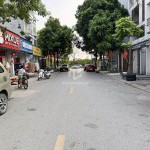 Cần bán 55,1m2 đất mặt phố Giang Biên. Phù hợp xây Văn Phòng Kinh Doanh