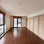 Bán căn góc 137,5m2 nhà 3 tầng lô góc ngõ 999 Bát Khối. Nhà kiến trúc sư siêu đẹp, siêu chắc chắn