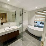 Bán Nhà 7 Tầng Thang Máy Phúc Lợi - 75m2 Mặt Đường Lớn - View Sông Đuống
