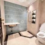 Bán Nhà 3 Tầng Đức Giang 72m2 View Hồ - Đường 5m Ô Tô Vào Nhà - Có Ô Chờ Thang Máy