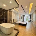 Bán Nhà Mặt Phố Hoa Lâm Long Biên 55,5m2 Nở Hậu, 8 Tầng Thang Máy Thích Hợp Làm Văn Phòng