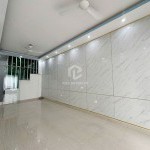 Chỉ 20m Ra Phố Ngô Gia Tự: Bán Nhà 3 Tầng 53,3m2 Ngõ Thông, Ô Tô Đỗ Cửa!