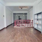 Bán 66m2 nhà 5 tầng, dân xây tâm huyết tại khu phân lô Đường Vũ Đình Tụng, Long Biên. Phù hợp kinh doanh/văn phòng