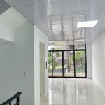Bán Shophouse Bình Minh Garden 78,7m2 5T thang máy, nội thất đầy đủ, view chung cư đông đúc